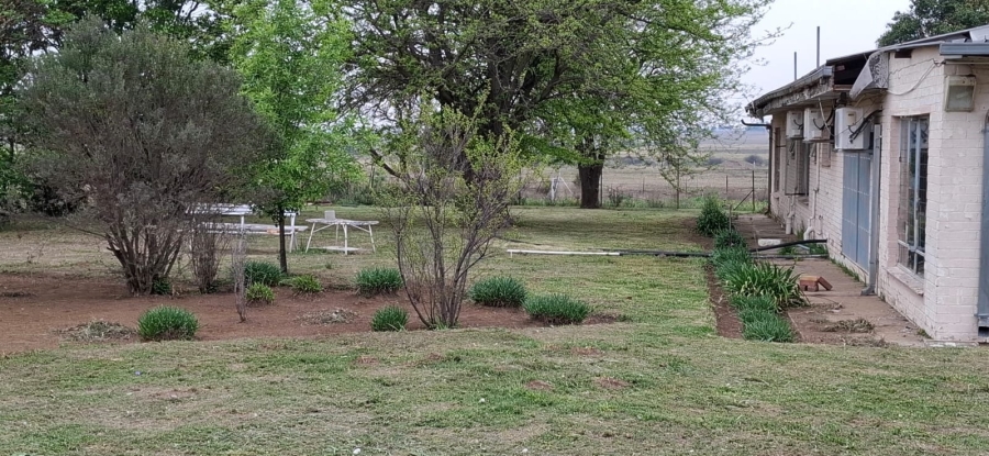 6 Bedroom Property for Sale in Rodenbeck Free State